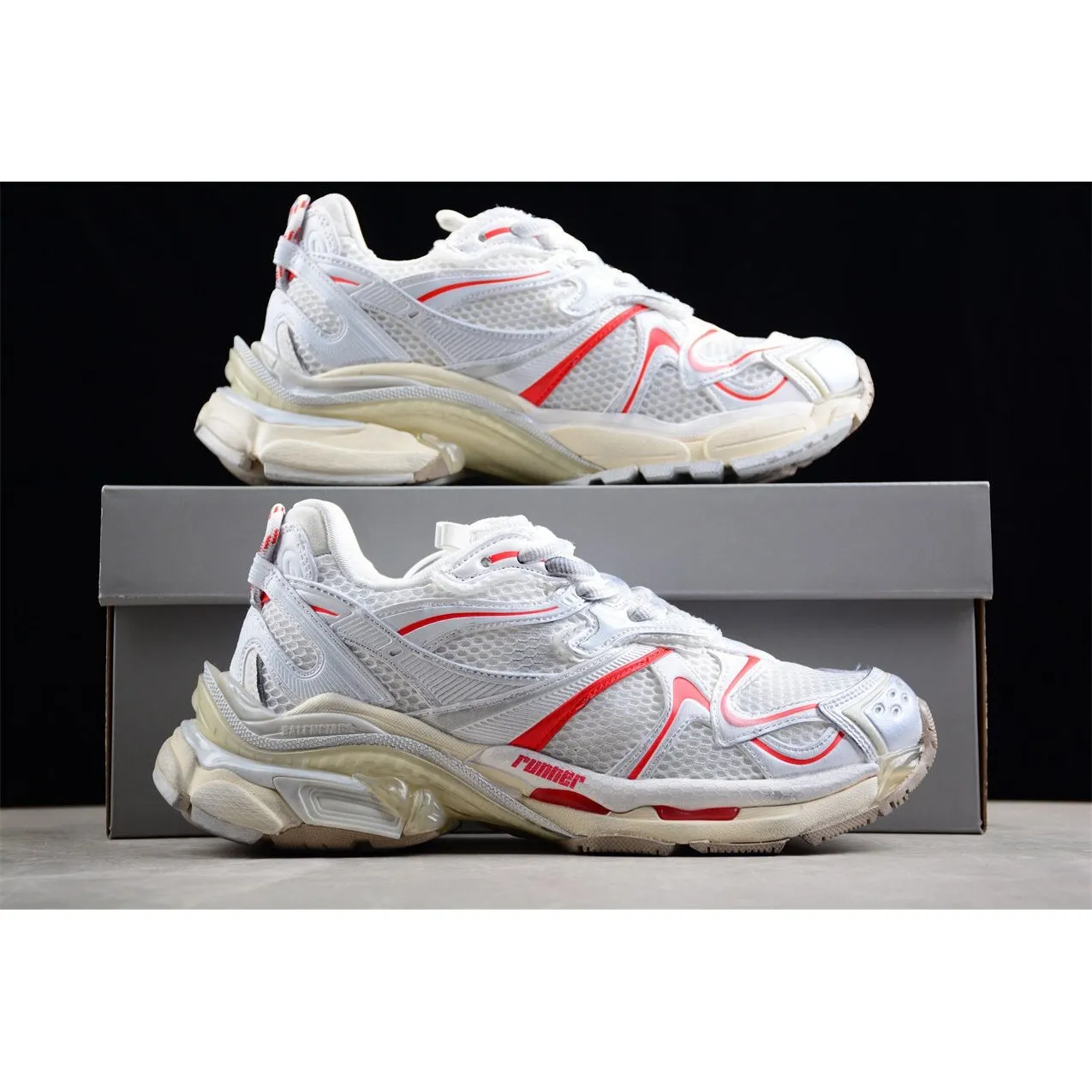 BALENCIAGA RUNNER x WHITE BEIGE RED