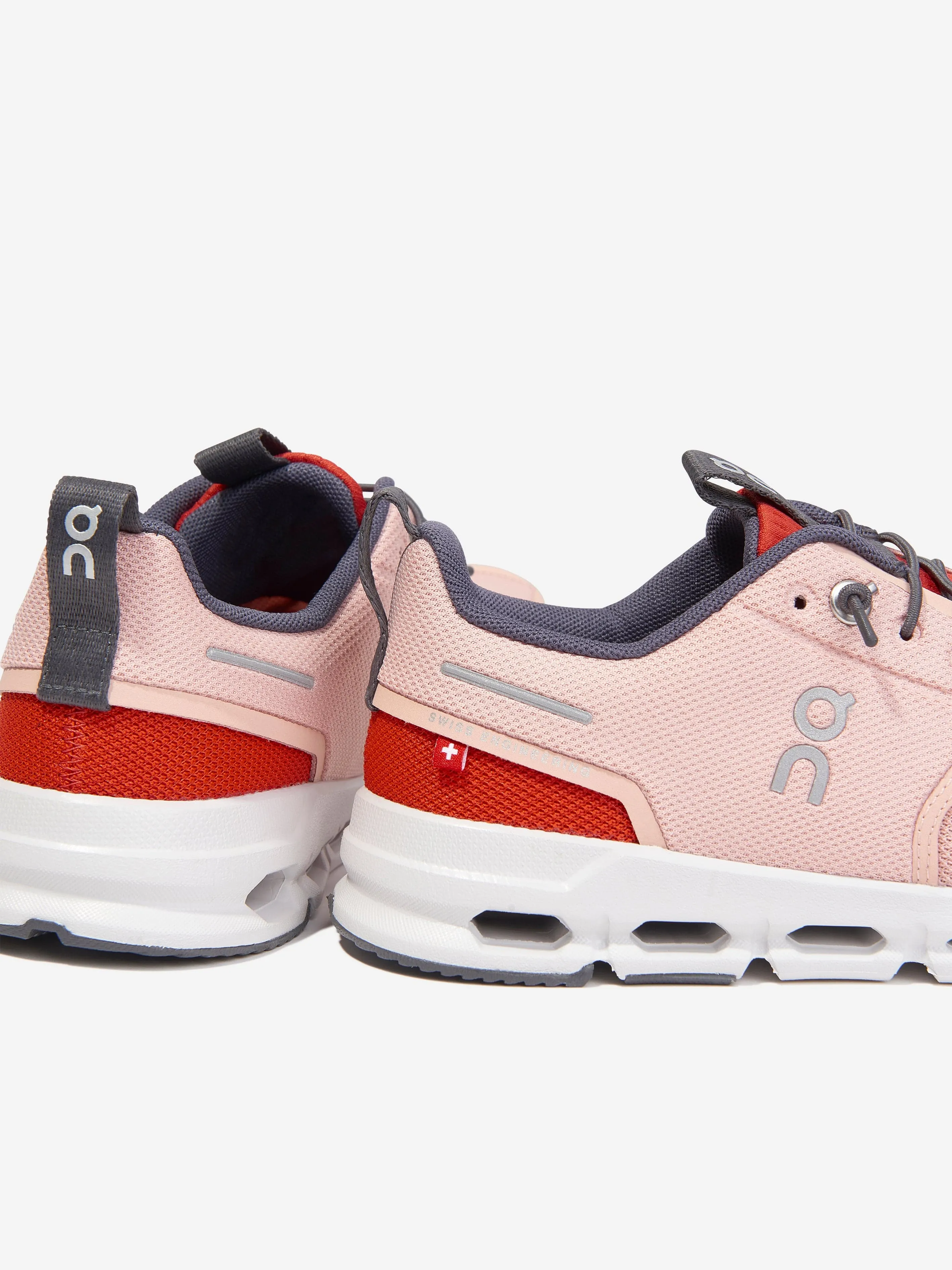 On Running Kids Cloud Sky Trainers in Pink