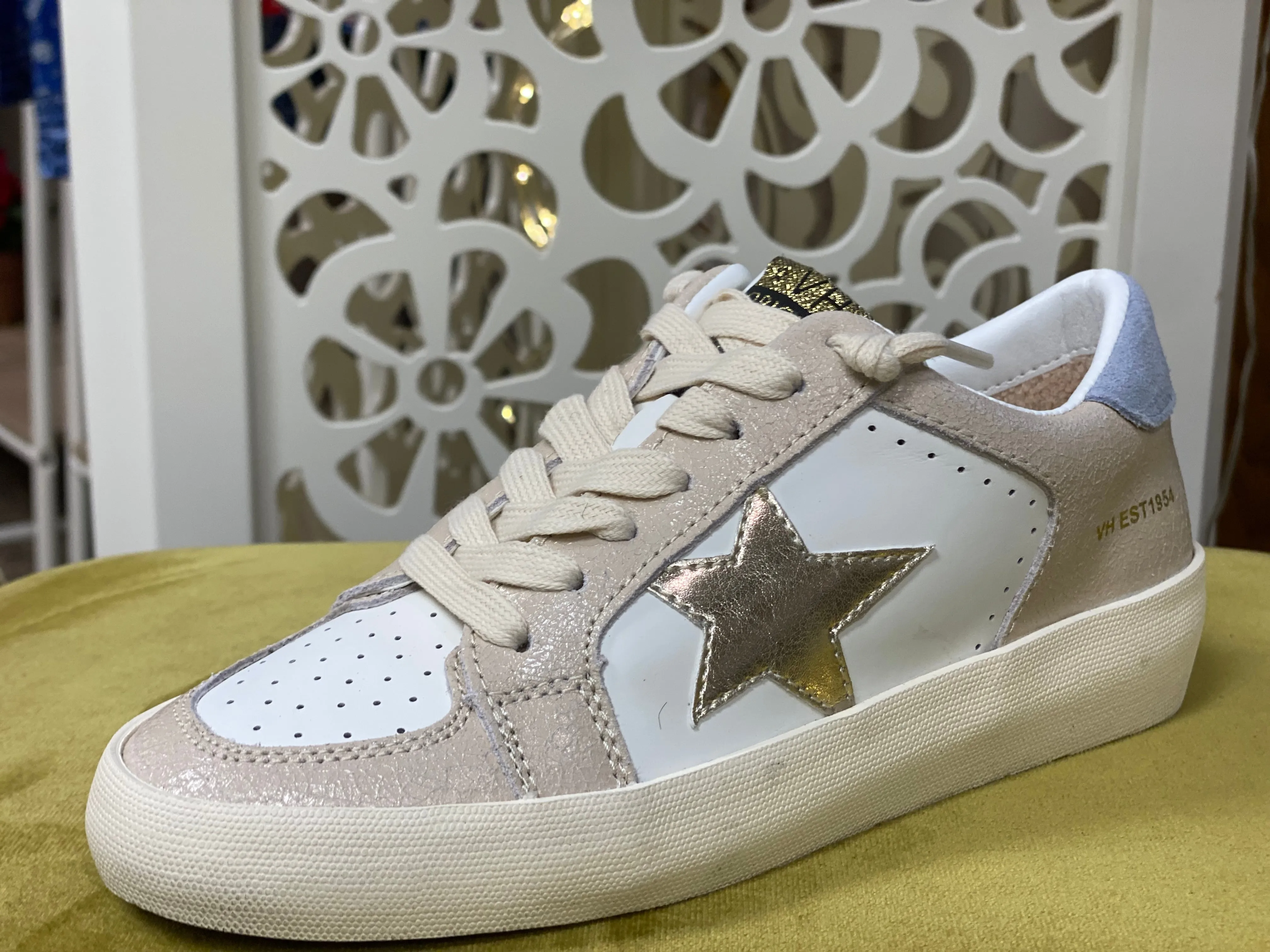 Reflex 11 Sneaker - Blush & Gold