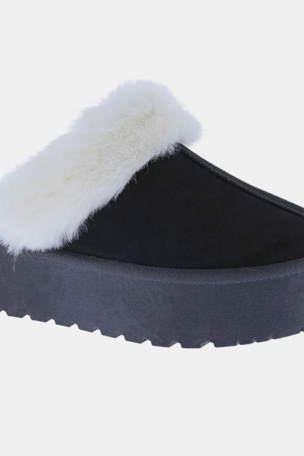 Weeboo Black Thick Bottom Fur Trim Snow Slip Ons